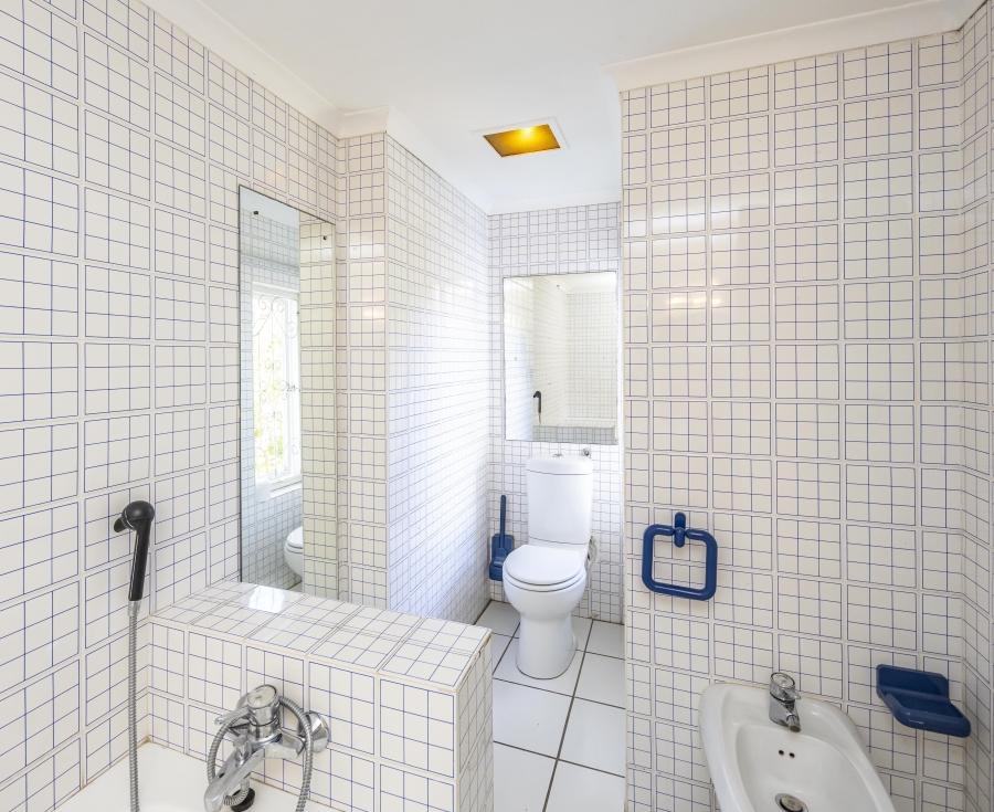 5 Bedroom Property for Sale in Vincent Eastern Cape